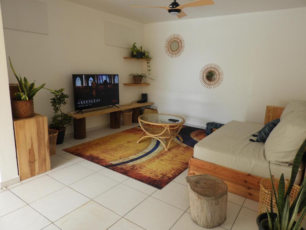 Ferienwohnung Ti Kaz A Patou, Au Coeur De L'Ile. Baie-Mahault Exterior foto